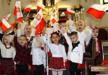 RELACJA FOTOGRAFICZNA Z GMINNYCH OBCHODÓW ŚWIĘTA NIEPODLEGŁOŚCI