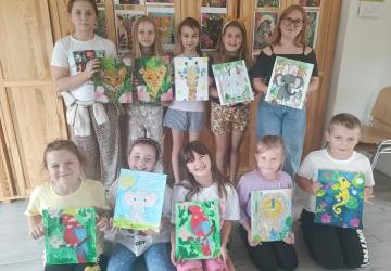 Tropem egzotycznych zwierząt – artystyczna podróż przez sawannę